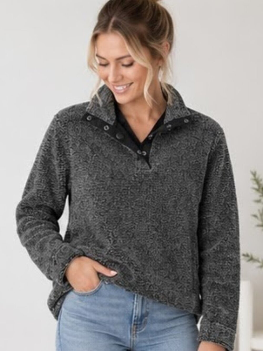 Montfort Women's Charcoal Grey Quarter-Snap Sherpa Fleece Pullover Jacket